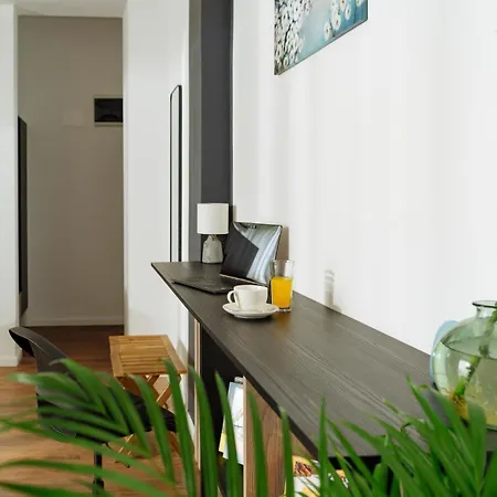 Apartamento 19 - Private Terrace & Parking