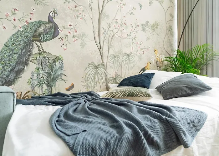 19 - Private Terrace & Parking Апартаменти *