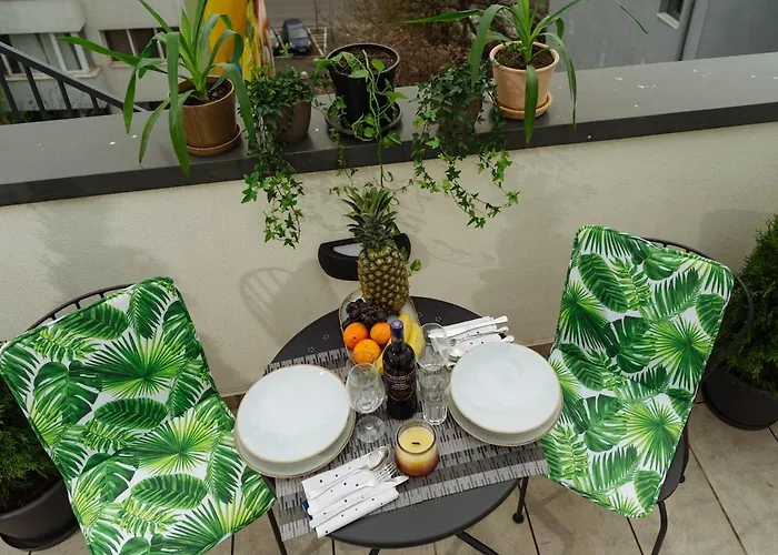 19 - Private Terrace & Parking 布加勒斯特