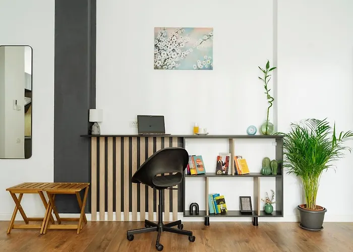 19 - Private Terrace & Parking