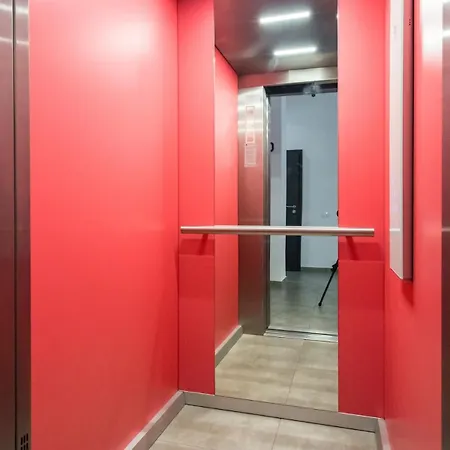 19 - Private Terrace & Parking *