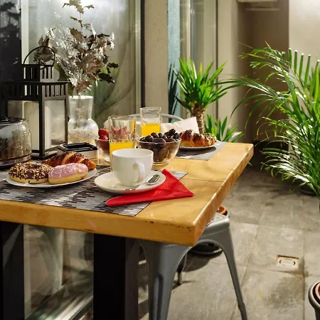 19 - Private Terrace & Parking