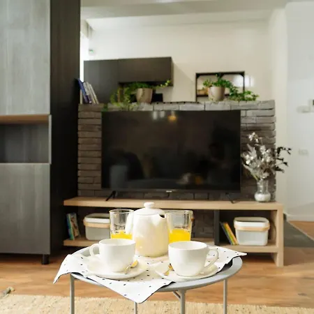 19 - Private Terrace & Parking