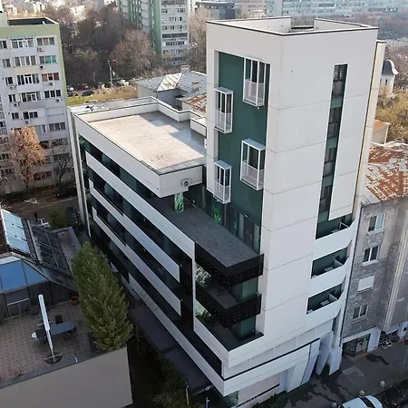 19 - Private Terrace & Parking