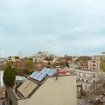 19 - Private Terrace & Parking Бухарест