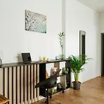 19 - Private Terrace & Parking Апартаменти Бухарест