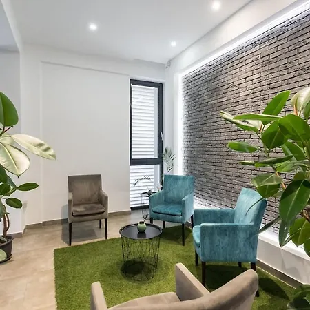 19 - Private Terrace & Parking